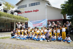 Mengenal Dunia Satwa dan Kuliner di Field Trip PG-K GIS 3 Jogja (Foto/Humas GIS 3 Jogja)